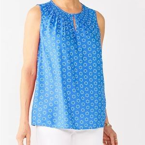 NWT Croft & Barrow smocked sleeveless shell top